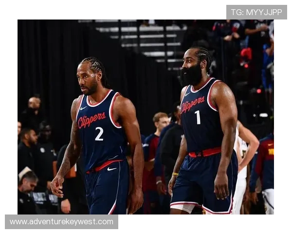 船记：若不调整阵容争冠无望莱昂纳德交易可能性仍需关注